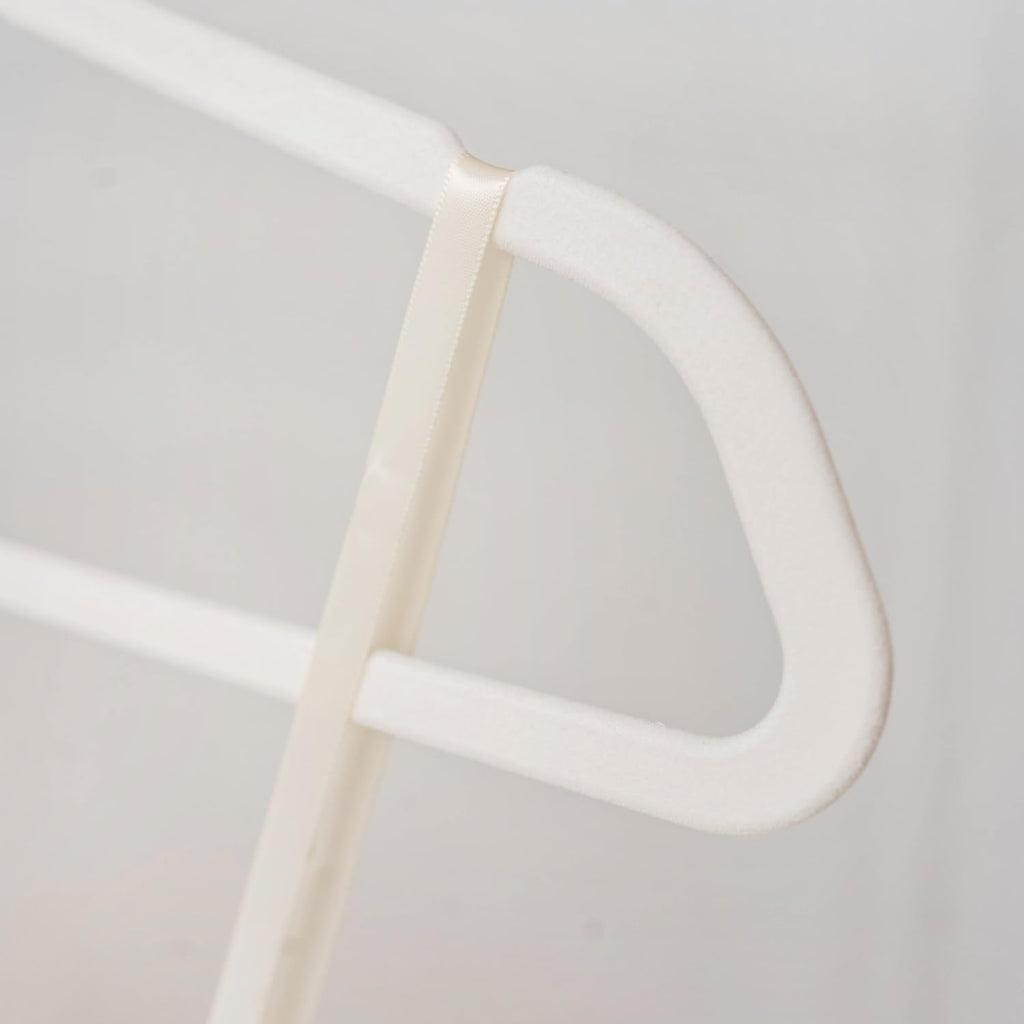 3 Sprouts Adult Velvet Hangers, Non Slip Felt Hanger Set, Cream, 30 Pack