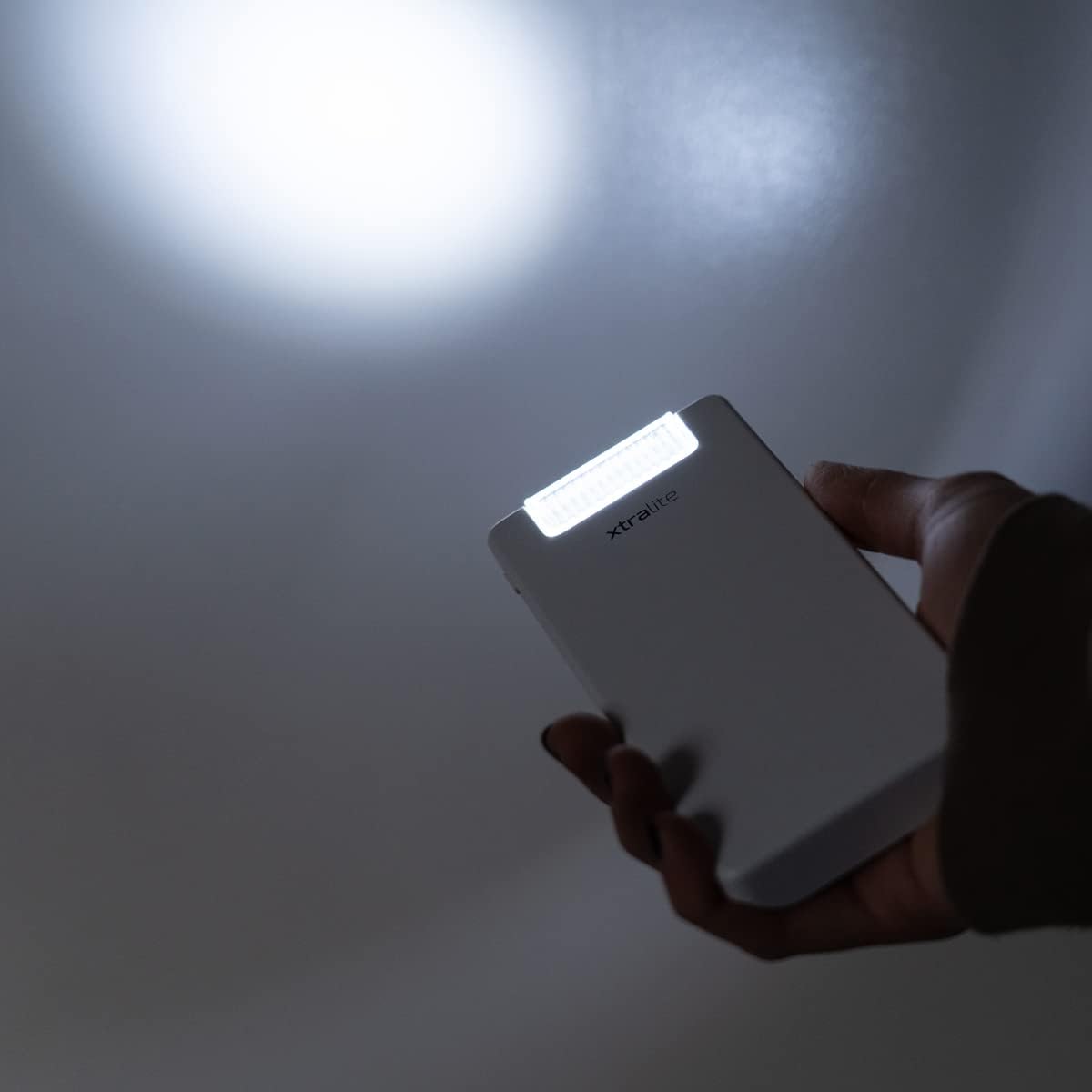 Xtralite Duo Lux 3-in-1 Rechargeable LED Flashlight, Dual Nightlight with Motion Sensor and Dusk-to-Dawn Modes, and Automatic Power Failure Light – Induction Charging, Energy Efficient, 5 LED Torch
