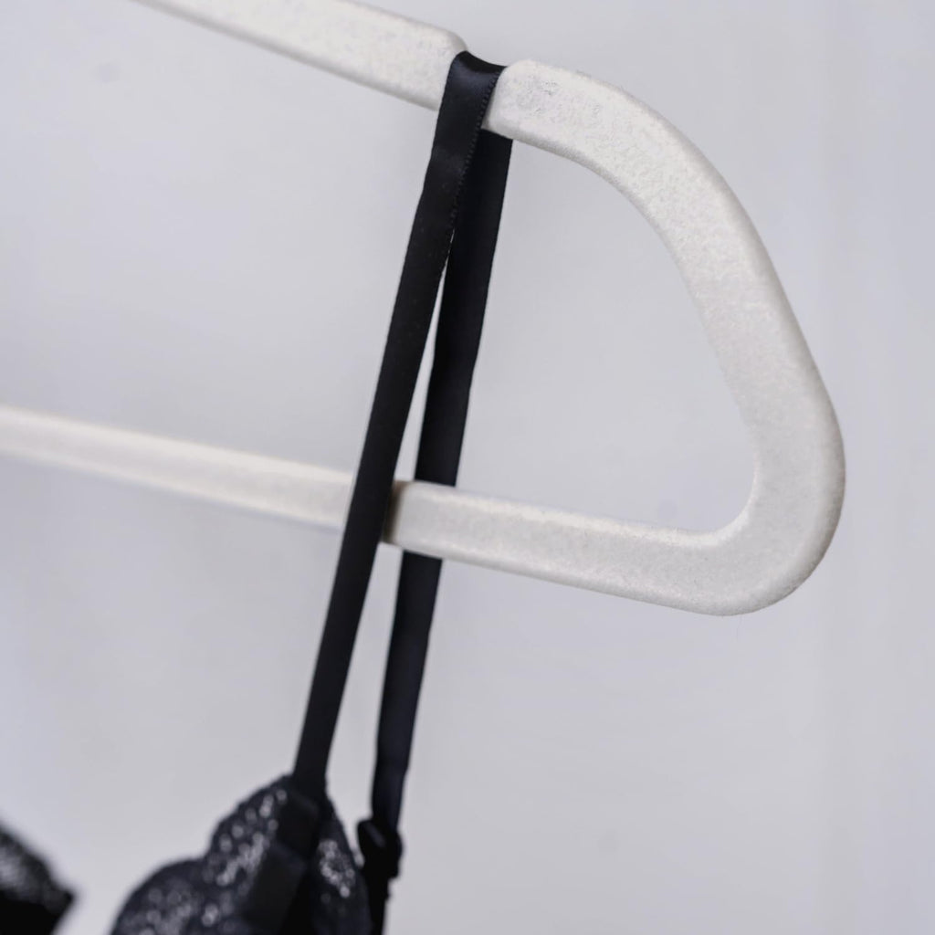 3 Sprouts Adult Velvet Hangers, Non Slip Felt Hanger Set, Gray, 30 Pack