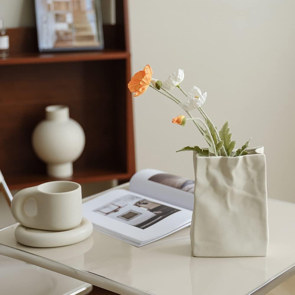 WENSHUO Flower Vase, Ceramic Crinkle Paper Bag Vase, 7.87 x 5.7 in, Crème