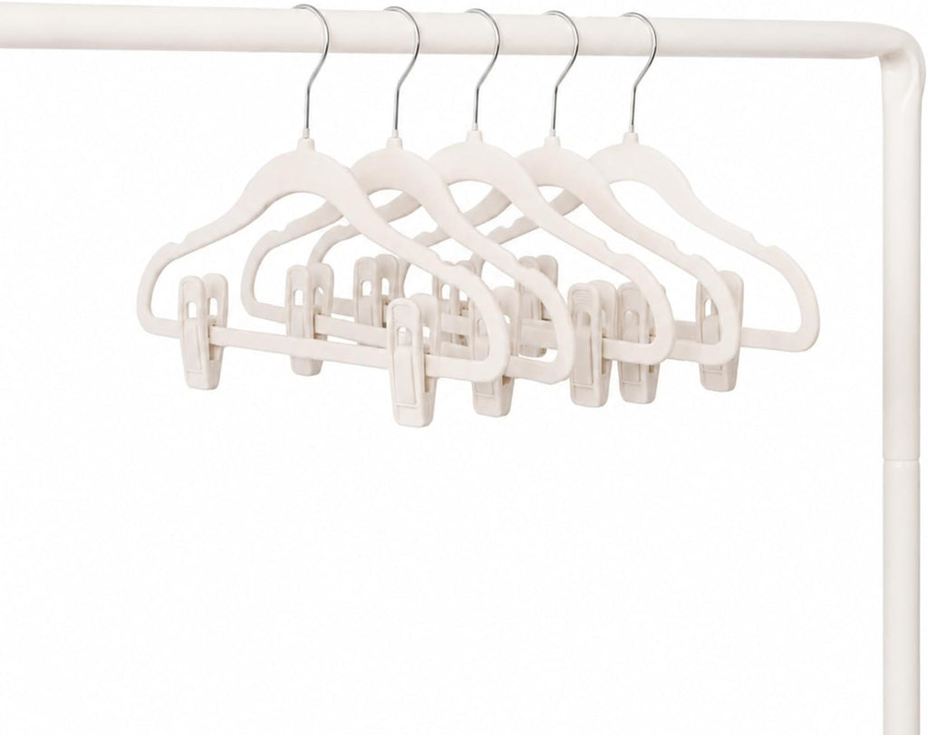 3 Sprouts Velvet Baby Hangers, Non Slip Slim, Cream, 30 Pack with 10 Clips
