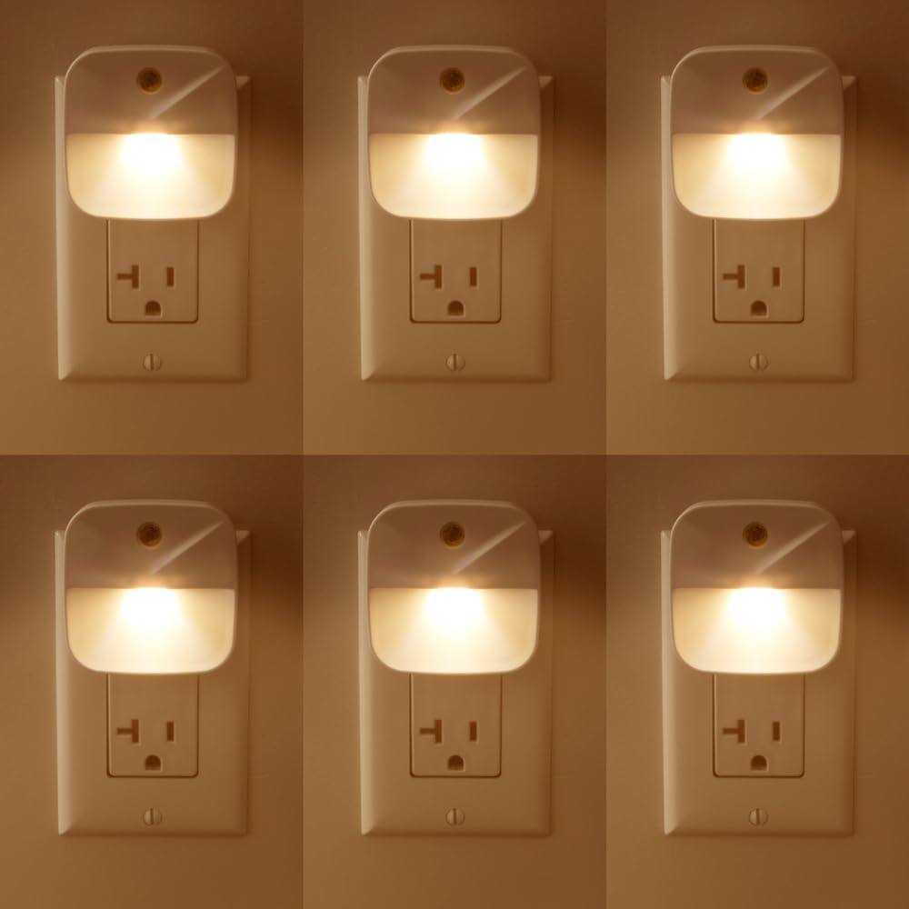 Aultra Night Light LED Night Lights Plug Into Wall - Super Smart Dusk to Dawn Sensor Activated, Automated On & Off, Used for Kitchen, Bathroom, Home Improvement, Bedroom (6-Pack)
