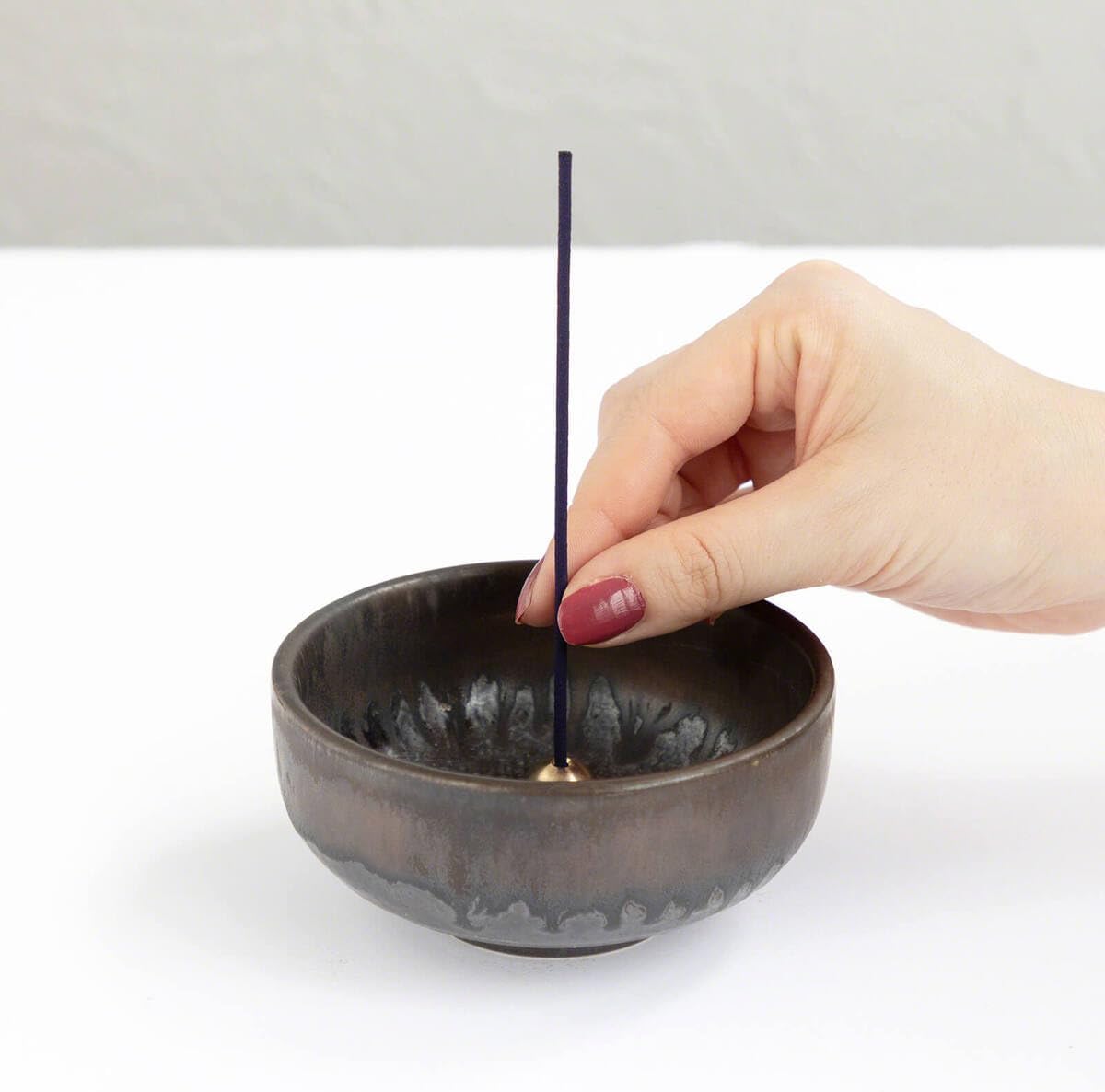 Asayu Japan Zen Incense Gift Set with Zen Holder, Low Smoke