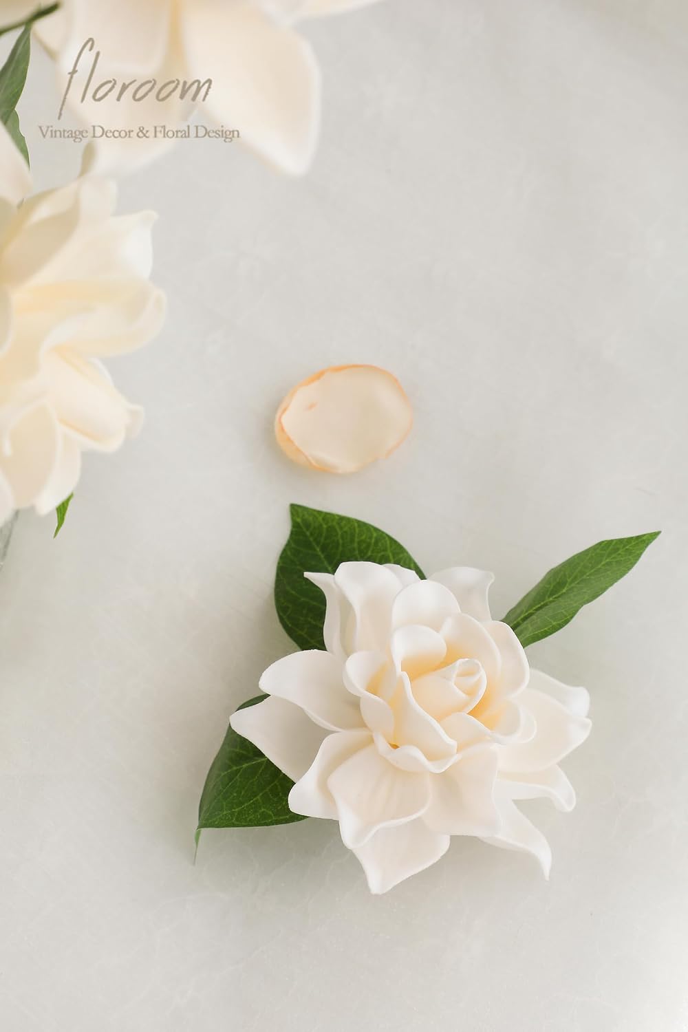 Floroom Artificial Gardenia Flowers 2.7" 25pcs Real Looking Cream Foam Fake Flowers with Stems for DIY Wedding Bouquets Bridal Shower Centerpieces Floral Arrangements Party Tables Home Decorations