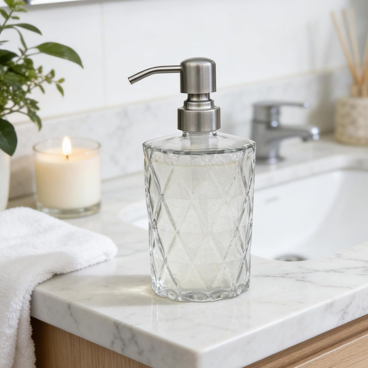 16 OZ Diamond Design Soap Dispense with 304 Rust Proof Stainless Steel Pump Glass Soap Dispenser Kitchen Soap Dispenser Bathroom