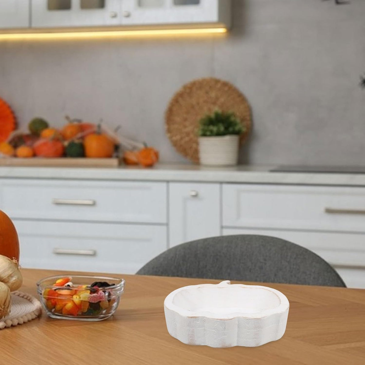 SHOWERORO Pumpkin Shaped Wooden Dessert Bowl 7.67 Inch Fruit Serving Plate for Snacks Storage Home Kitchen Dining