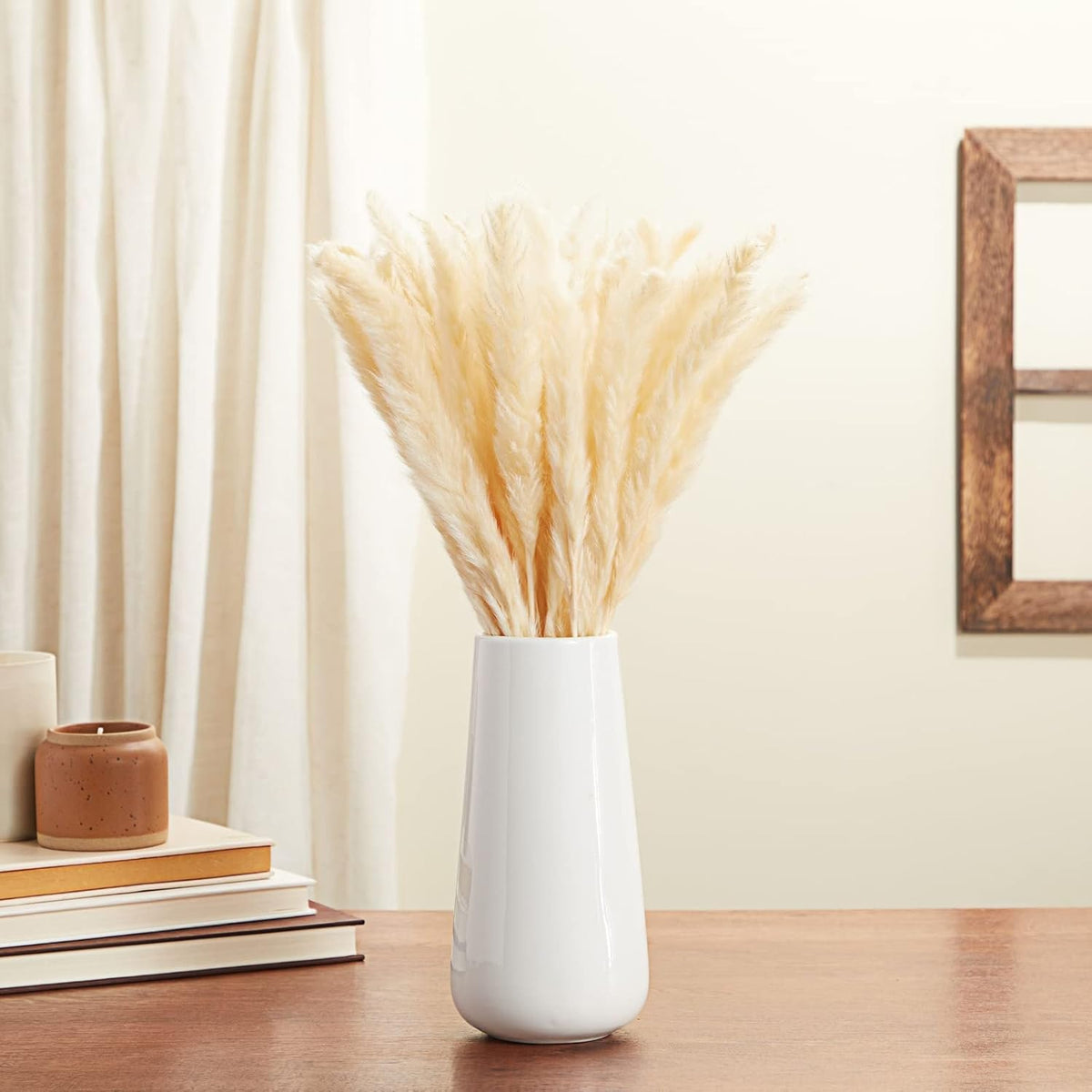 Farmlyn Creek Natural Pampas Grass Bundle & Ceramic Vase - 40 Stems, 16 in Tall, Ivory - Dried Pampas Grass Decor - Rustic Farmhouse Home Decor - Table & Wedding Centerpiece