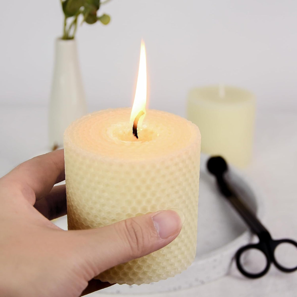 White Roll 4packs Bee swaxs Pillar Candles,Honeycamb Pillar Candle Set of 2
