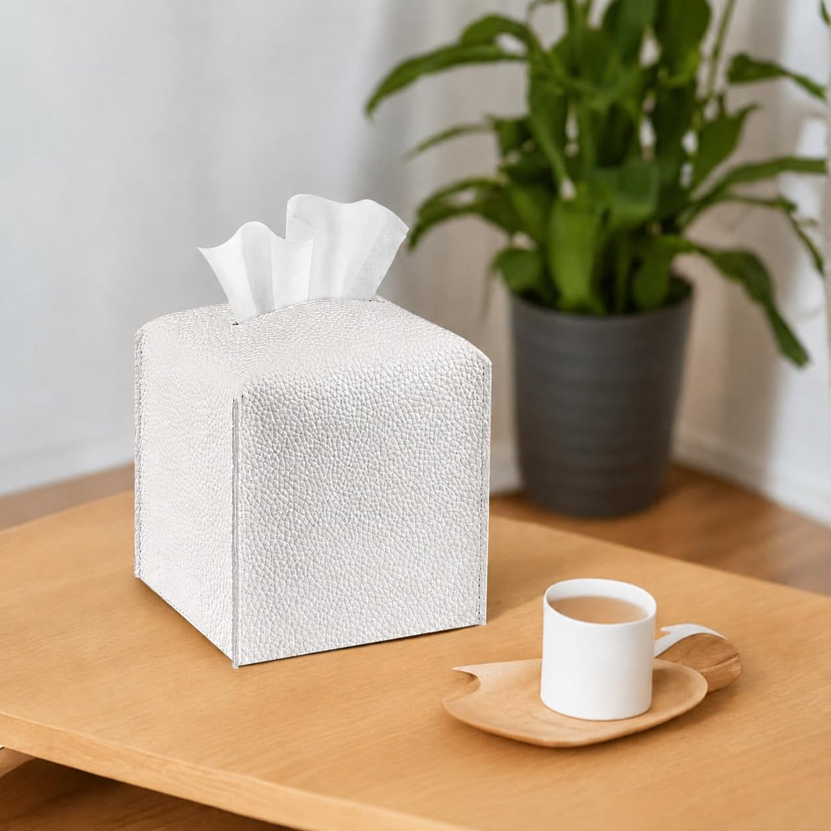 Square Tissue Box Cover PU Leather Tissue Holder for Bathroom, Cube Décorative Organizer, Tissue Paper Dispenser for Bathroom, Kitchen, Bedroom, Office, Tabletop (2, White)