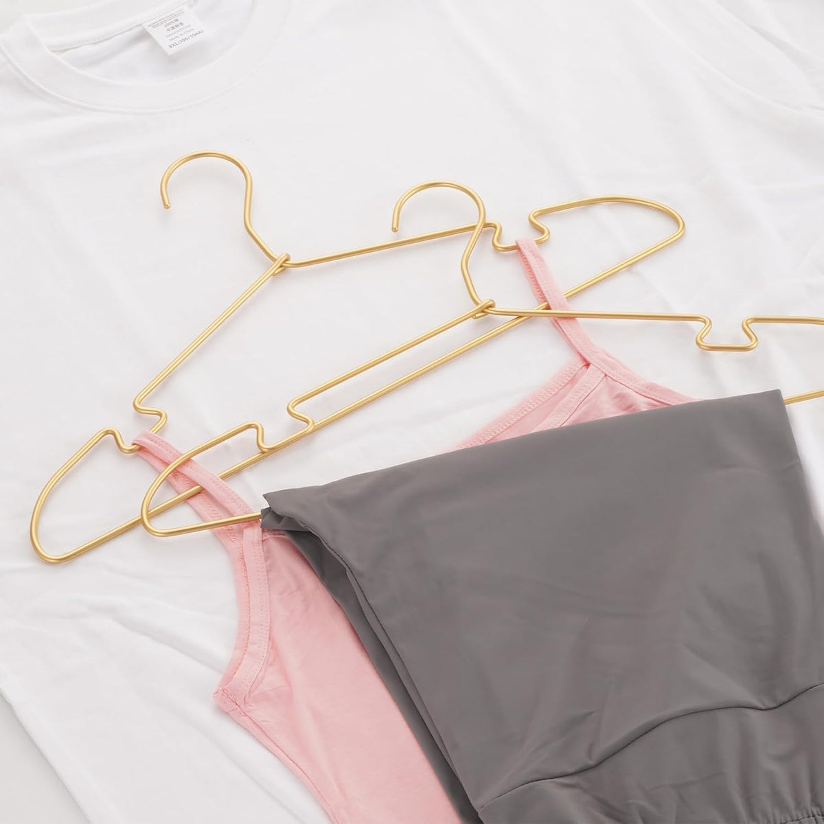 20 Pack Gold Aluminum Hangers, 16.5 Inch Non-Slip Metal Clothes Hangers, Lightweight Sturdy and Bulk Space-Saving Hangers for Pants, Skirt, Shirt, Dress, Tie