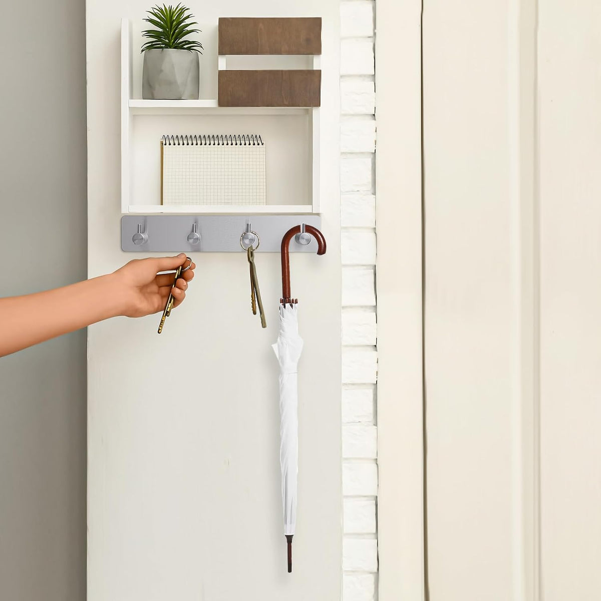 Key Holder with 4 Hooks,Adhesive Key Hanger Organizer for Wall Mount