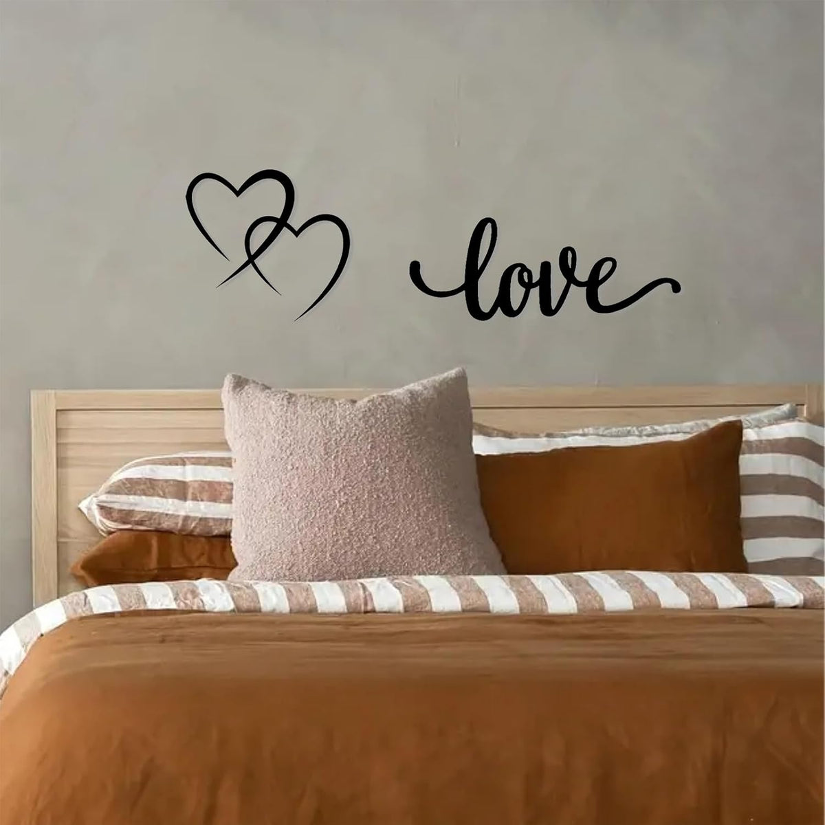 DUOOLN 2Pcs Love Wall Decor Blessed Art, Metal Heart Signs Couples Gift