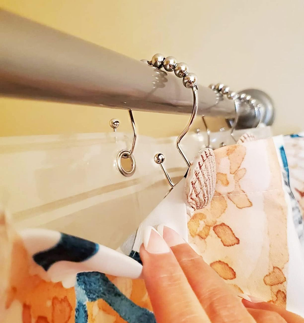 Shower Curtain Hooks Rings, 12PCS Anti Rust Seashell Decorative Double Resin Hooks for Beach Bathroom, Baby Room, Bedroom, Living Room Décor