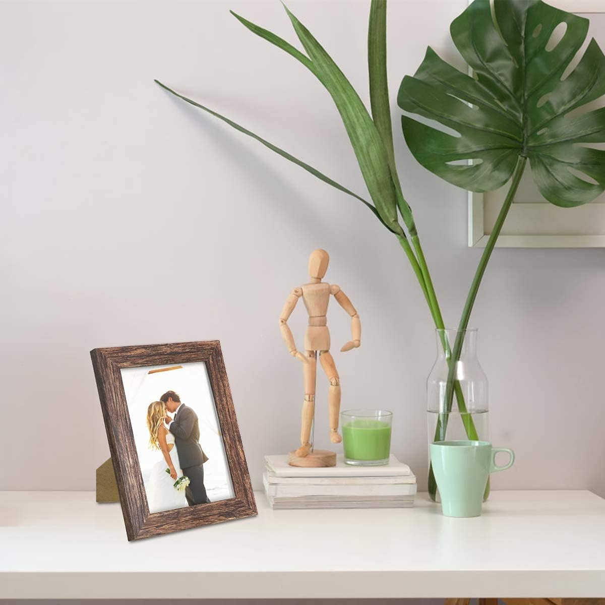 Q.Hou 5x7 Picture Frame Wood Pattern Rustic Brown Photo Frames Packs 4 with High Definition Plexiglass for Tabletop or Wall Decor (QH-PF5X7-BR)