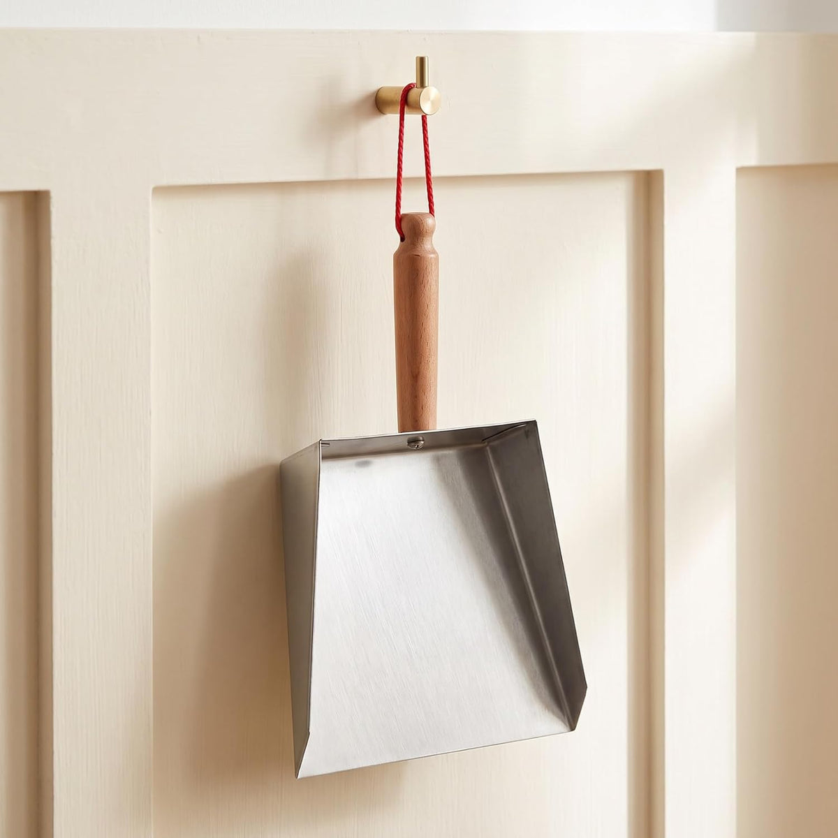 NOLITOY Dust Pan Stainless Steel for Tabletop Counter Cleanups, 8.45 Inches
