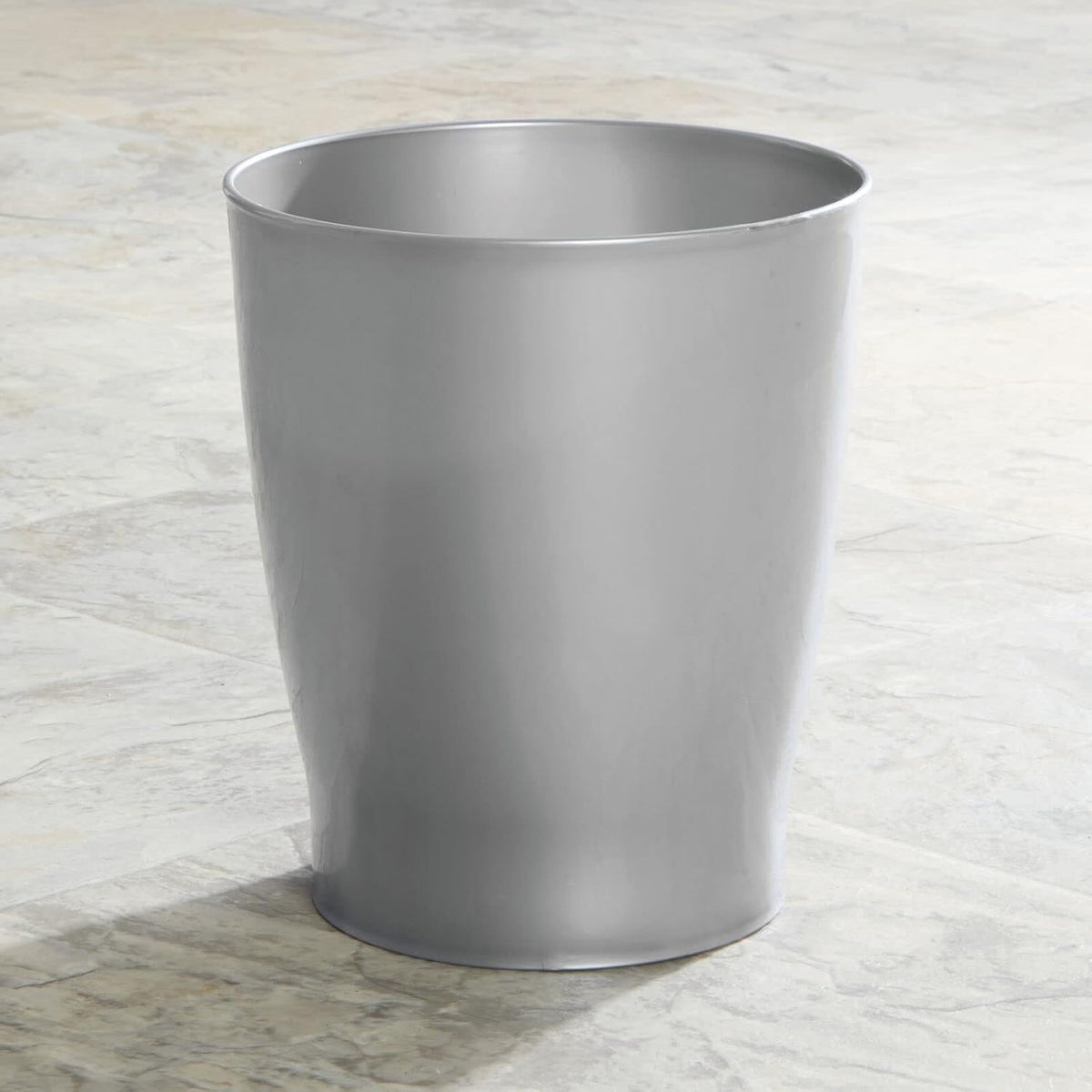 mDesign Round Plastic Bathroom Garbage Can, 1.25 Gallon Wastebasket, Garbage Bin, Trash Can for Bathroom, Bedroom, and Kids Room - Small Trash Can - Fyfe Collection - Silver