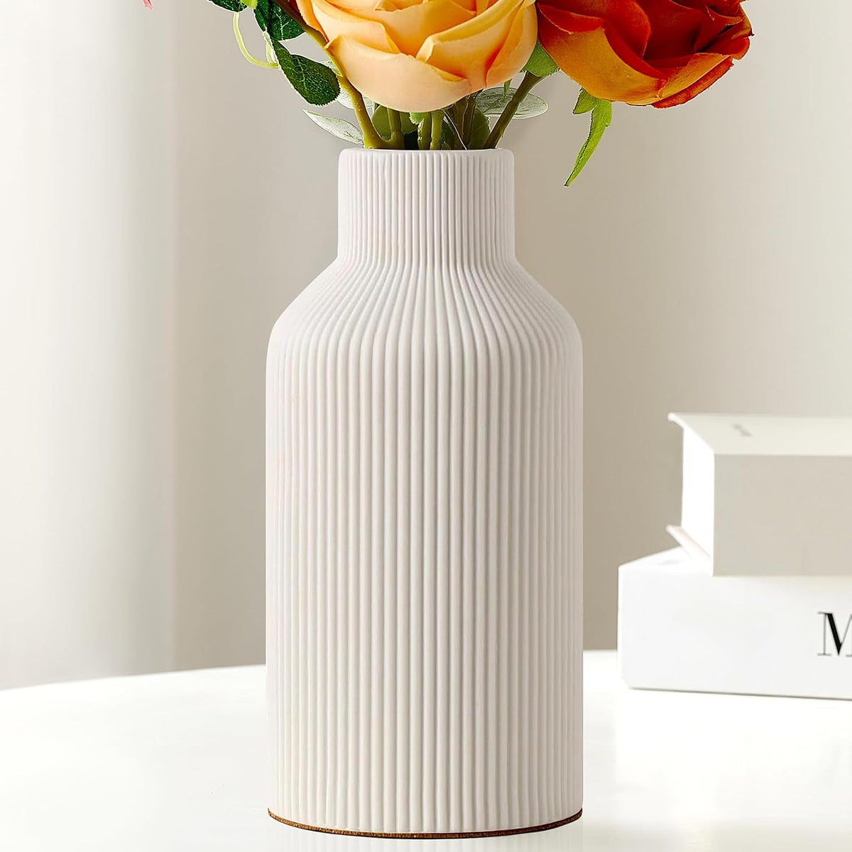 Mfacoy White Ceramic Flower Vase, Minimalist Decor, Modern Home Decorative Vase, Small Pampas Grass Vases For Kitchen, Bedroom, Office, Living Room, Bathroom, Shelf Centerpiece Table Decorations(8 in)