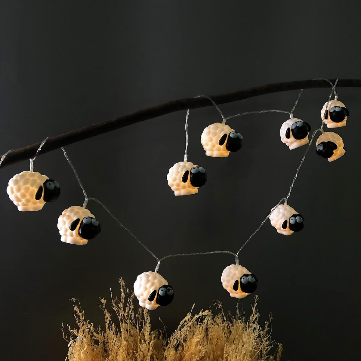 Cute Painted Sheep Night Light LED Sheep Ornaments String Lights Black Sheep Fairy Light Battery Powered Indoor Outdoor Party Decor Night Light (10LED, Black Sheep)