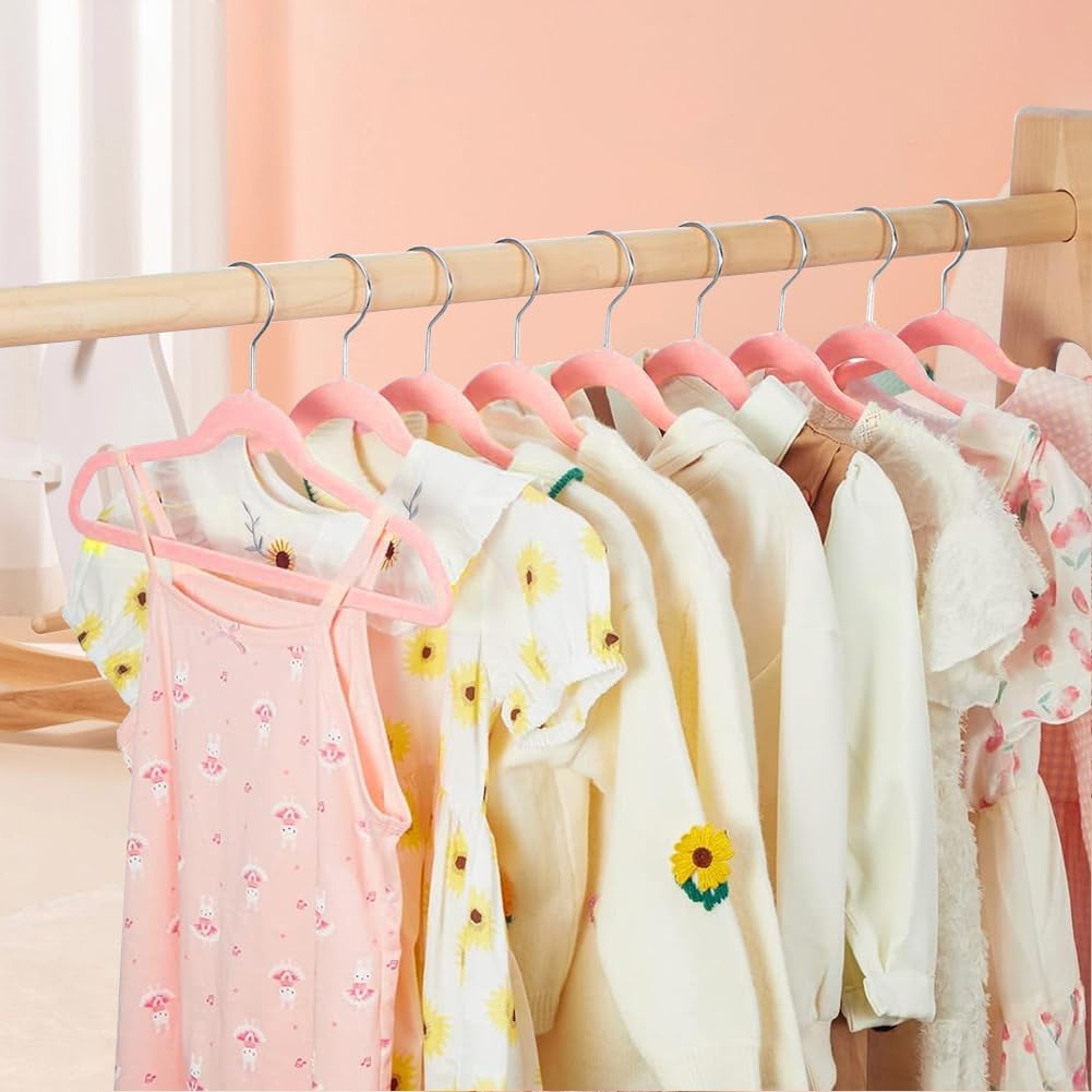 Stormix Kids Velvet Hangers Non-Slip Space Saving Swivel Hook 32 Pack Pink