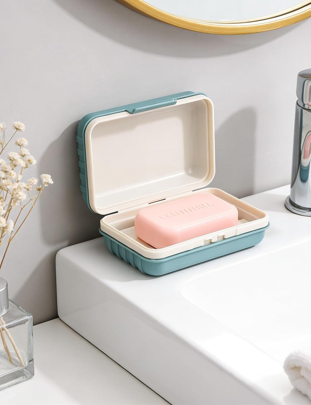 1 Pack Travel Bar Soap Holder Dish, Soap Case Box with Lid for Shower