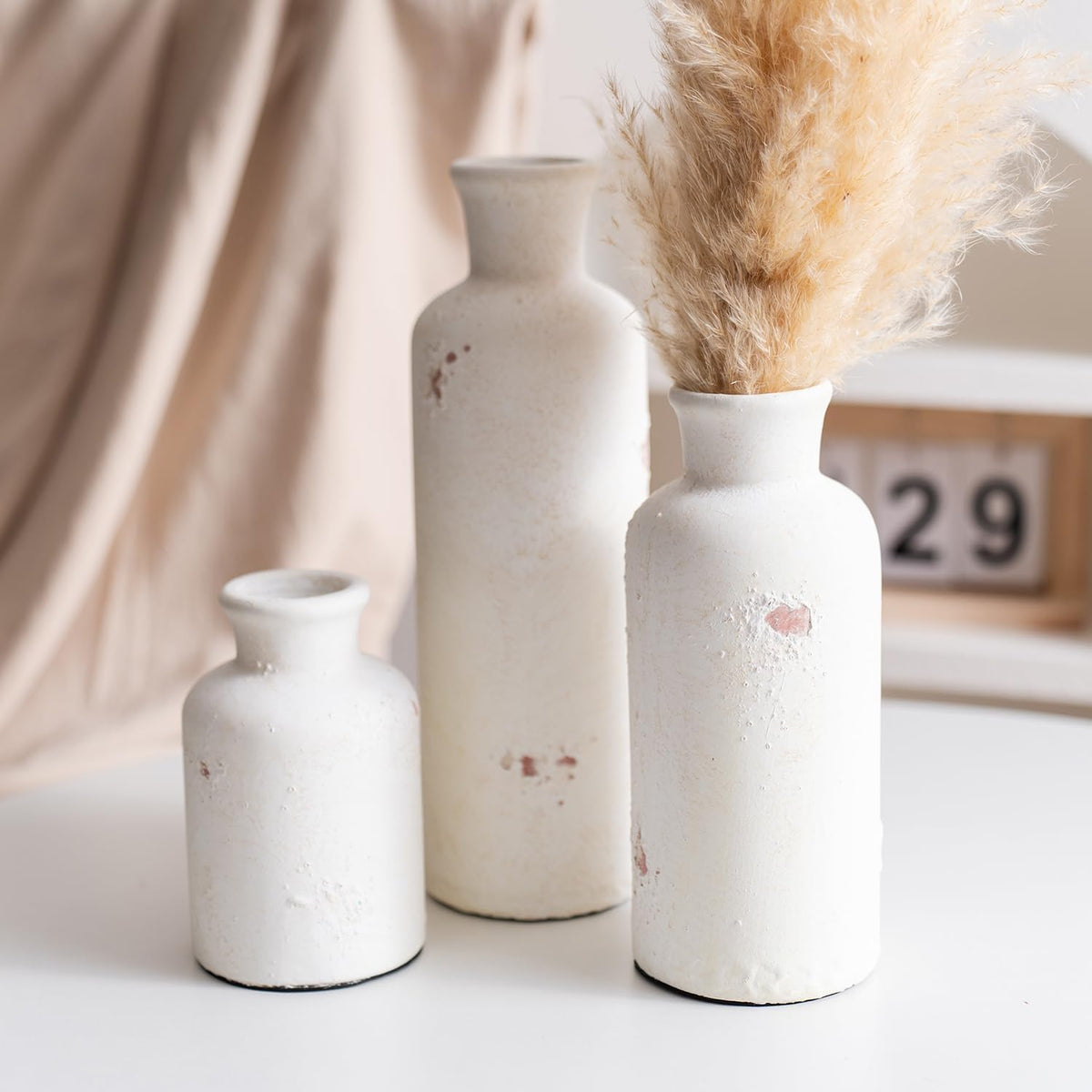 Vintage Ceramic Flower Vase Set of 3, Rustic Farmhouse Vase for Home Decor, Distressed Decorative Vase for Table Entryway Mantel Centerpiece Living Room Bathroom Bedroom (Weathered White)