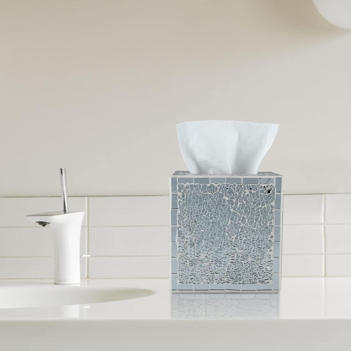 MDLUU Mosaic Glass Tissue Box Holder, Decorative Tissue Box Cover, Square Tissue Dispenser for Bathroom, Bedroom, Living Room (Silver)