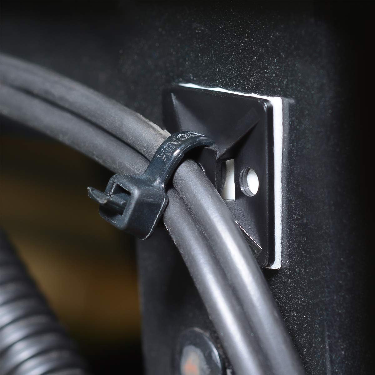 XHF 500 PCS 3/4" Black Self Adhesive Cable Zip Tie Mounts Wire Cable Clips Holders Management Anchors Organizer Holders Squares(HS-101S) (Pack of 2)