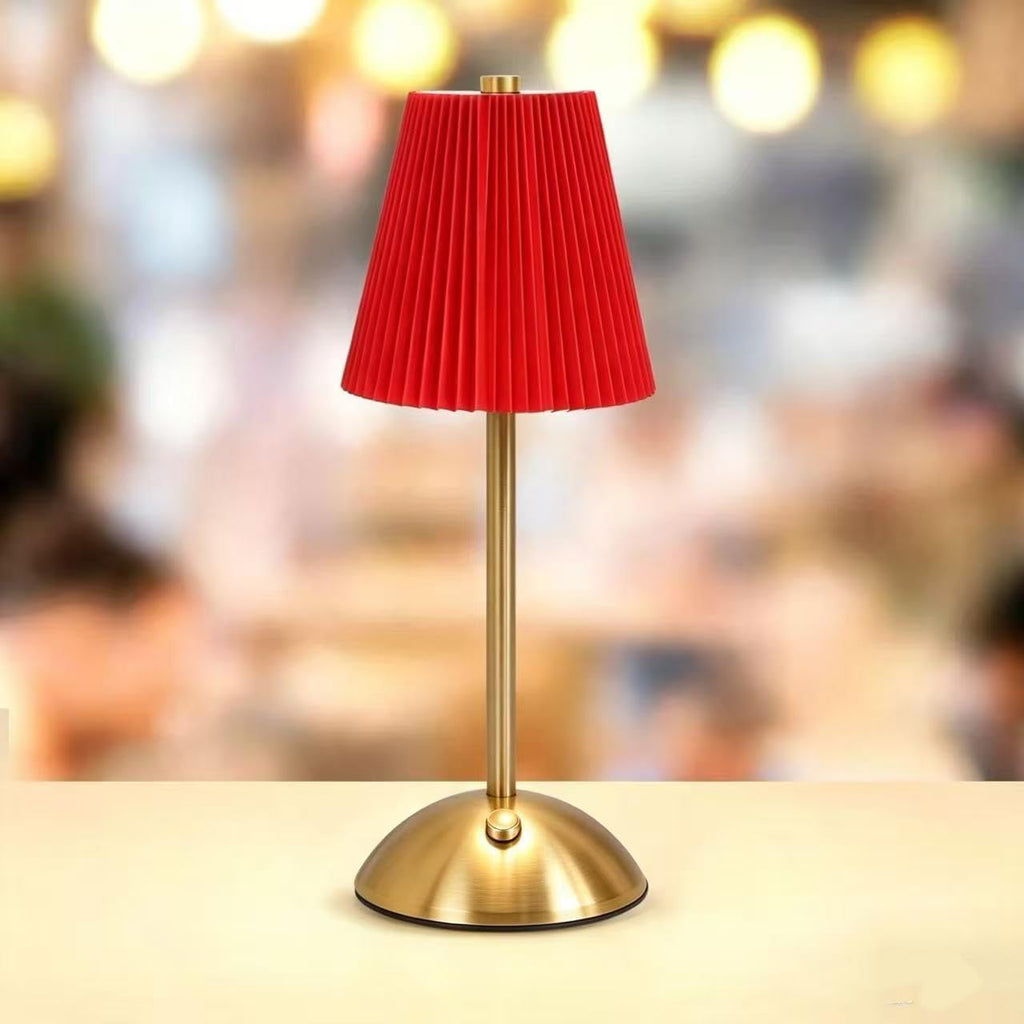 Red Pleated Fabric Table Lamp, Christmas Decorative Desk Lamp, Small Accent Lamp for Bedroom Dining Table, Holiday Xmas Gift for Home Decor（Red）