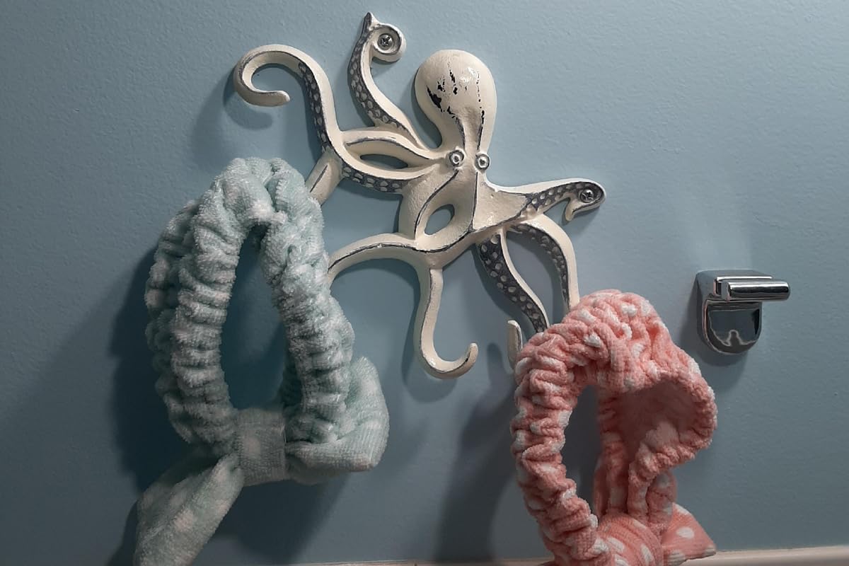 Octopus Keys Hook, Decorative Wall Mounted Nautical Wall Rack, Antique Key Holder Hook, Cast Aluminum Hanger for Hand Towel, Bathrobe, Jacket, Bedroom, Bathroom, Kitchen & Balcony (Distressed White)