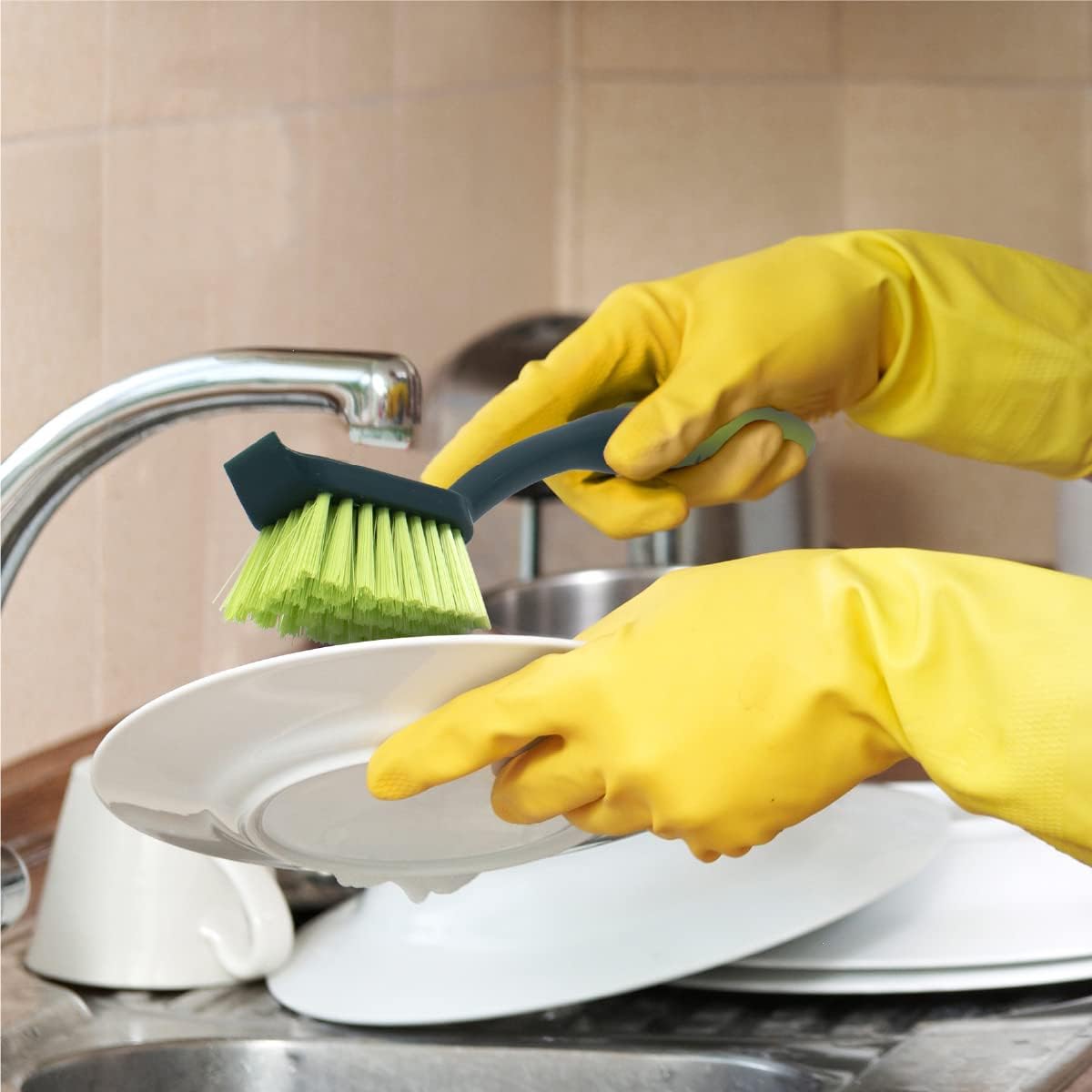 Pine-Sol Scrub Brush Set - Long Handle Cleaning Brushes with Heavy Duty Bristles and Comfort Grip - Scrubbers for Kitchen, Household, and Dishwashing, 3 Pieces
