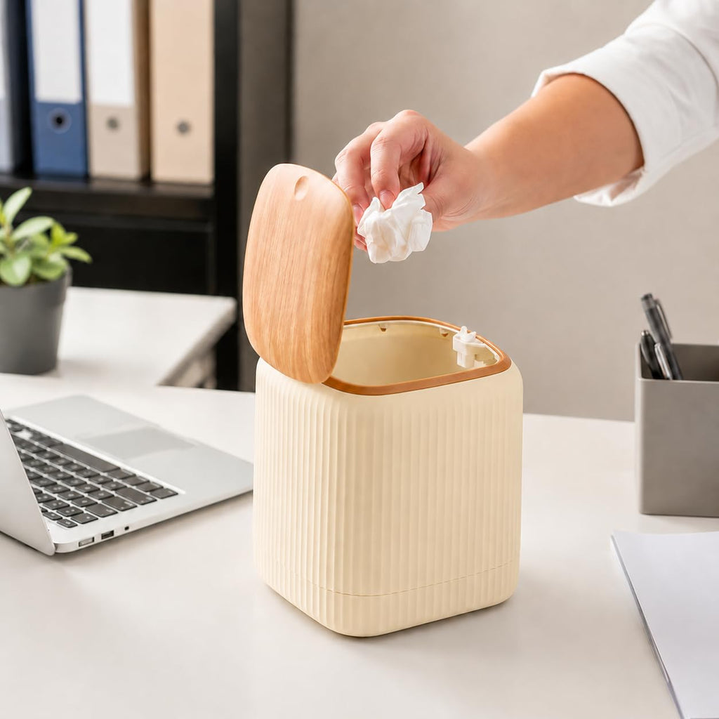 Mini Trash Can with Lid, Mini Desk Trash Can for Kitchen, Bedroom, Office, Mini Garbage Can for Countertop, Presh Top with 30 Trash Bags, Yellow