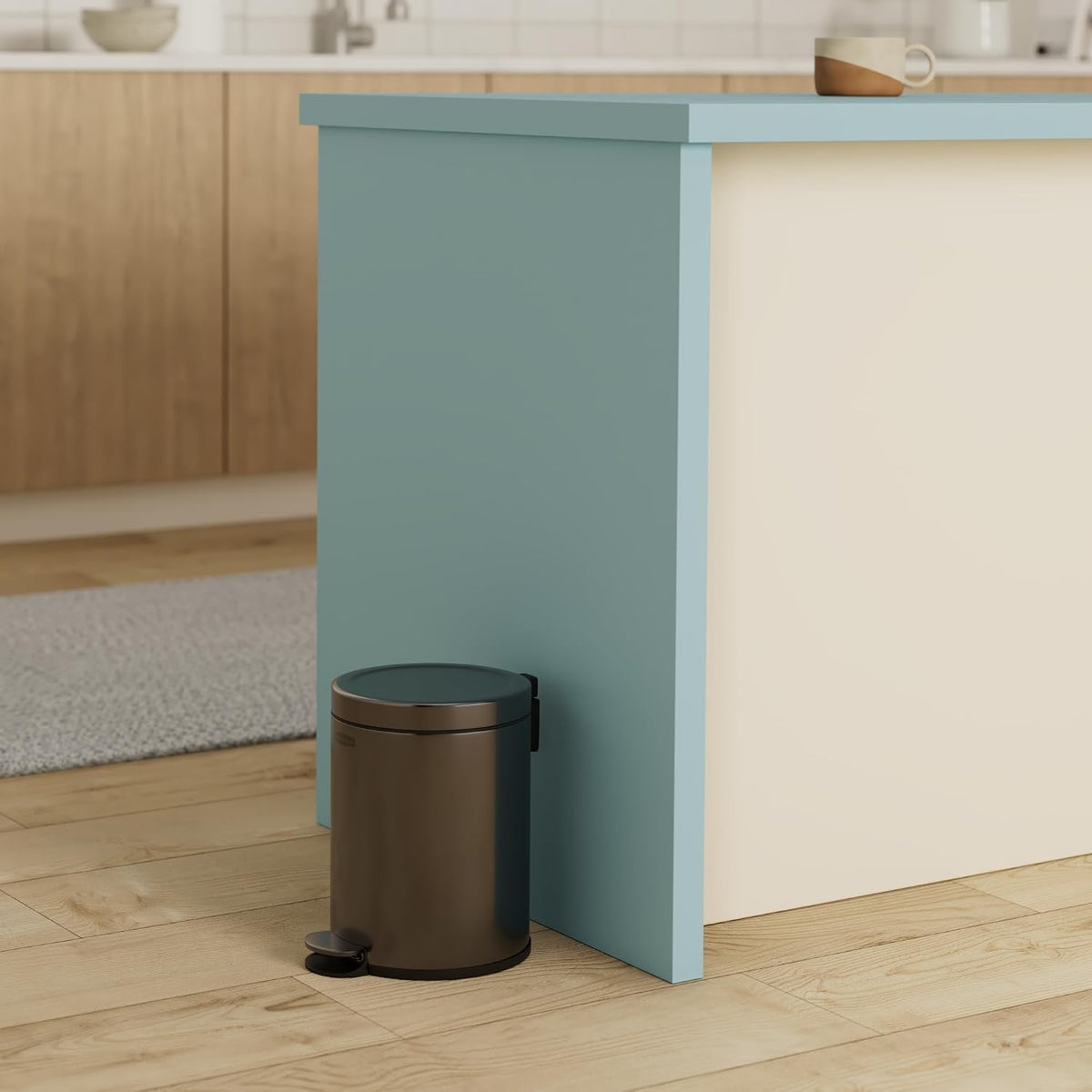 Rubbermaid Stainless Steel Round Step-On Wastebasket with Lid, 1.6-Gallon