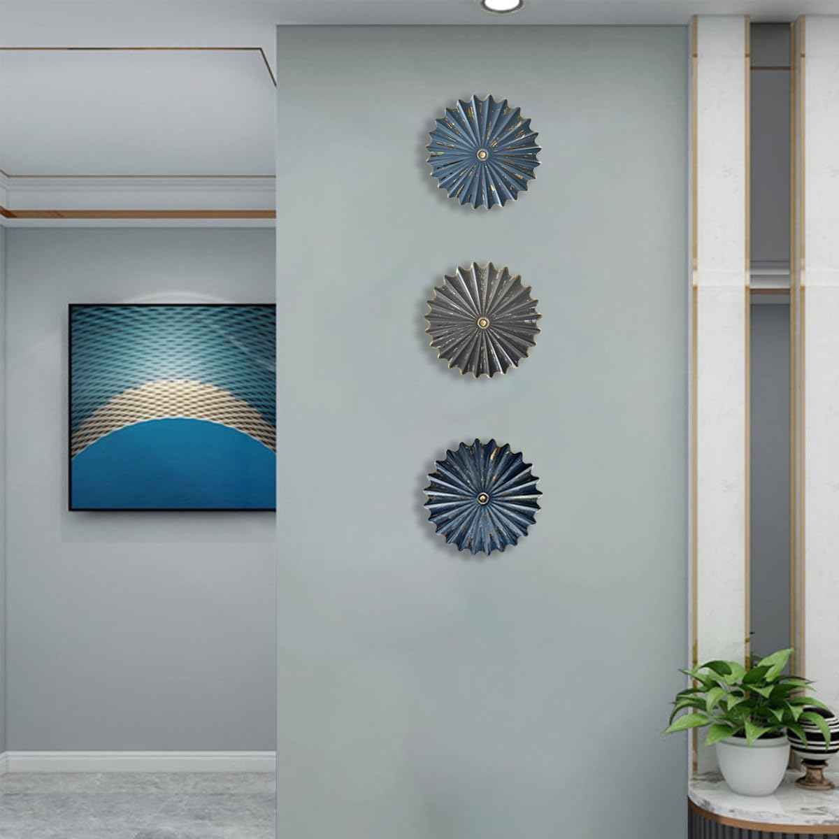 Metal Wall Sculpture,11.4'' Distressed Radial Sunburst Wall Art Decor