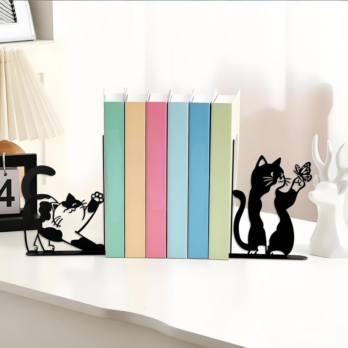 Cute Cat Bookends Metal Black Cat Book Ends for Shelves Bookshelf Decorative Accessories Home Office Desk Bookshelf Decor Cat Lover Gifts for Women