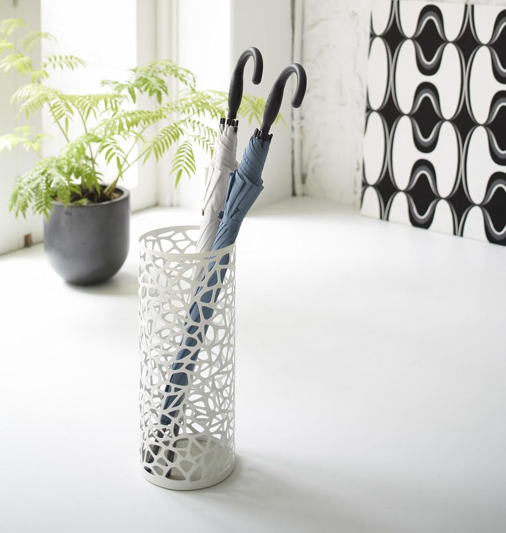 YAMAZAKI Home Nest Umbrella Stand - Storage for Umbrellas and Walking Canes - Round - Steel - Holds Up to 6 Umbrellas