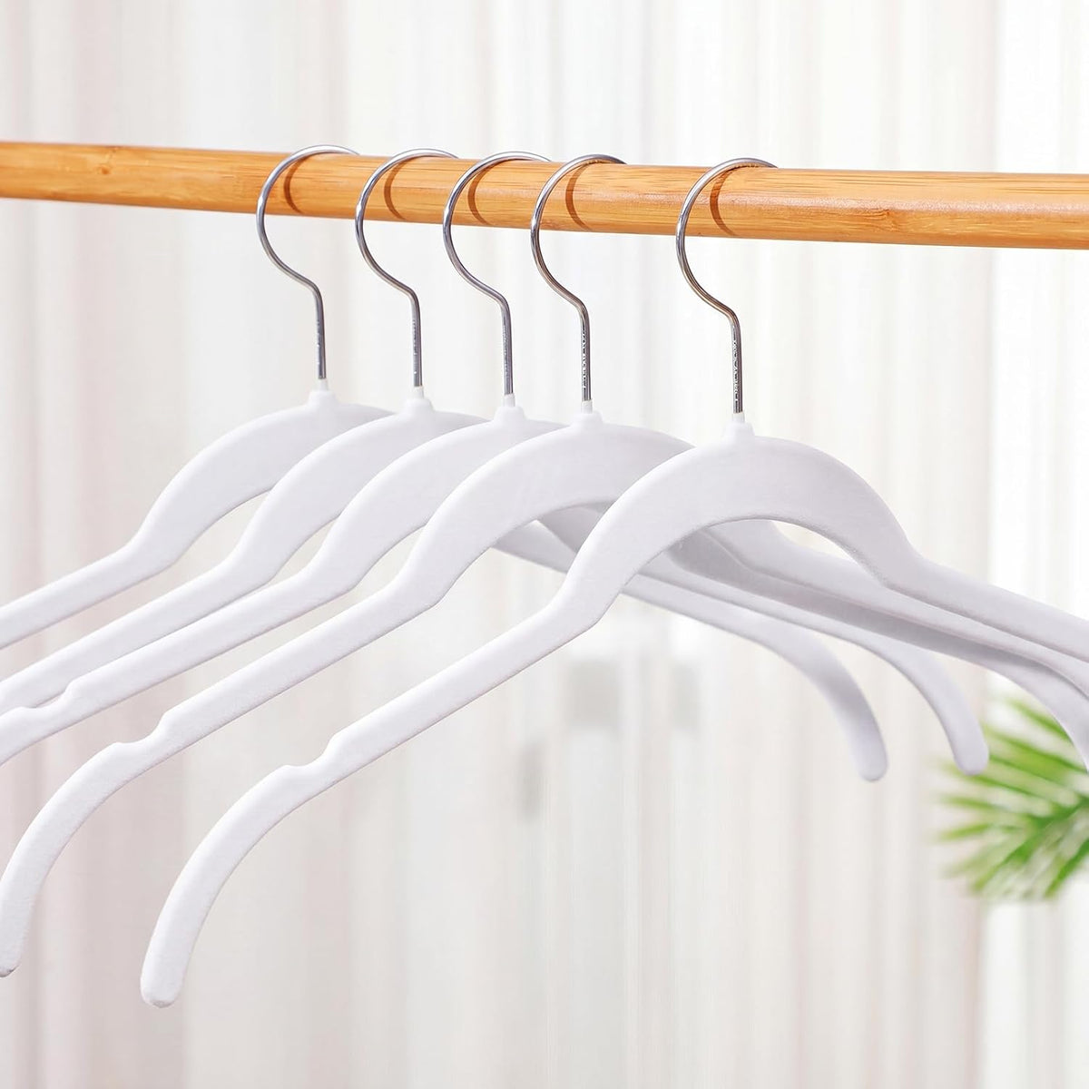 DoubleFill 50 Pack Velvet Shirt Hangers 360 Swivel Hook Slim, White