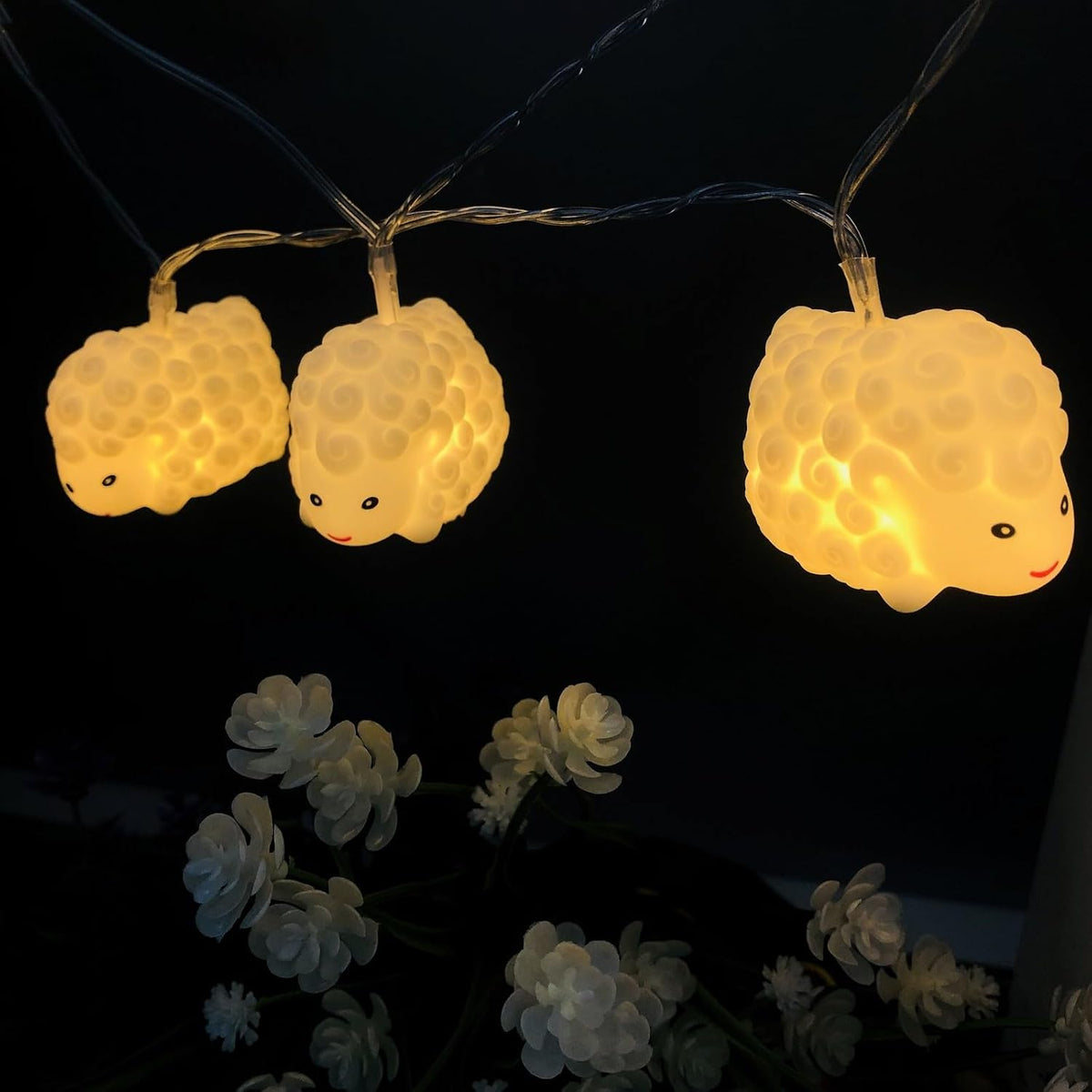 Cute Painted Sheep Night Light LED Sheep Ornaments String Lights White Sheep Fairy Light Battery Powered Indoor Outdoor Party Decor Night Light (20LED, White Sheep)