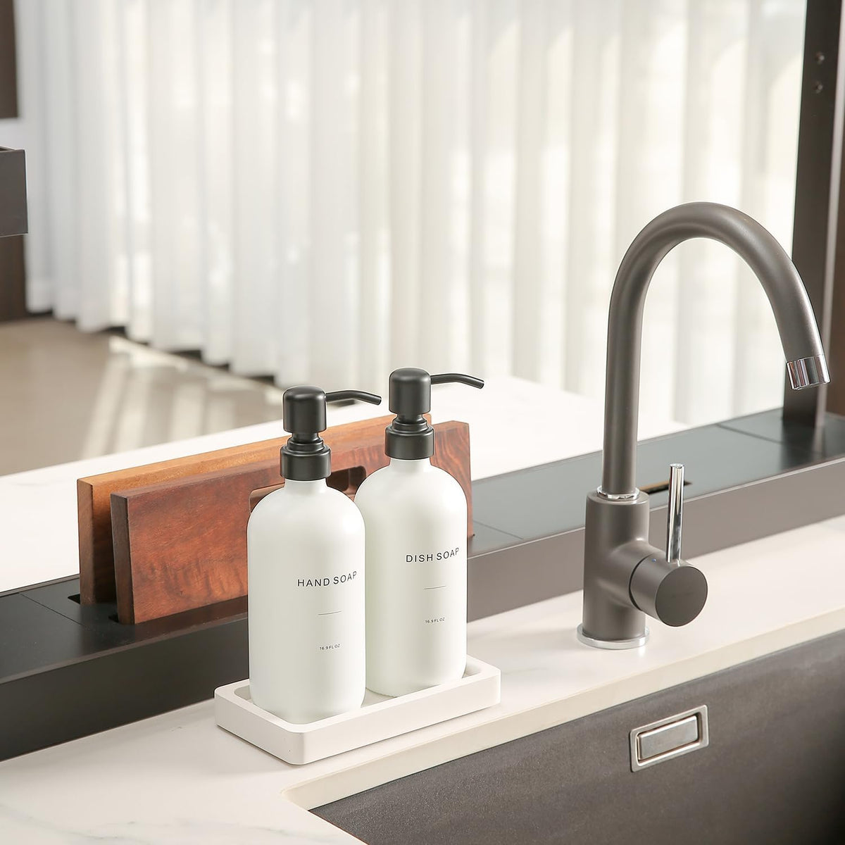 Prus Waso Kitchen Soap Dispenser Set, White Soap Dispenser with Black Stainless Steel Pump, Perfect for Modern Kitchen Decor. (White)