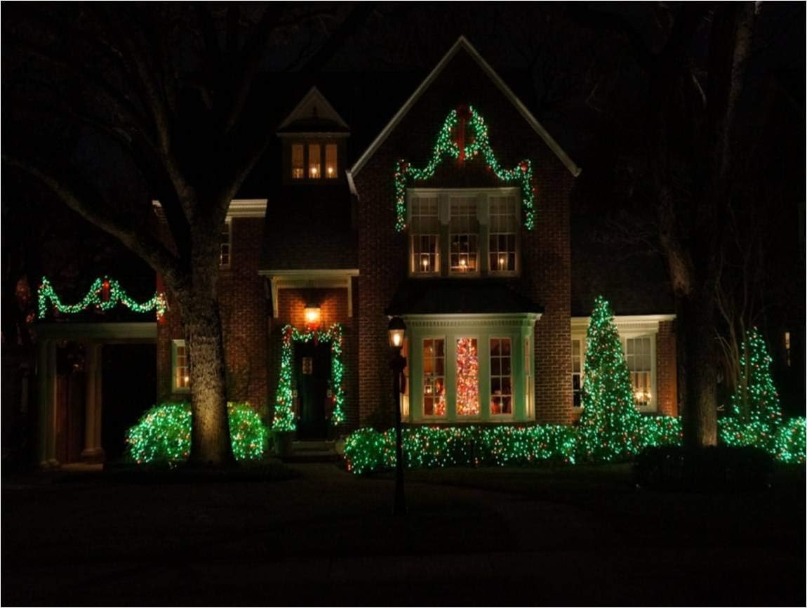 Holiday Essence 100 Green Christmas St. Patrick's Day Light Set, 20.6 Feet White Wire Indoor Outdoor