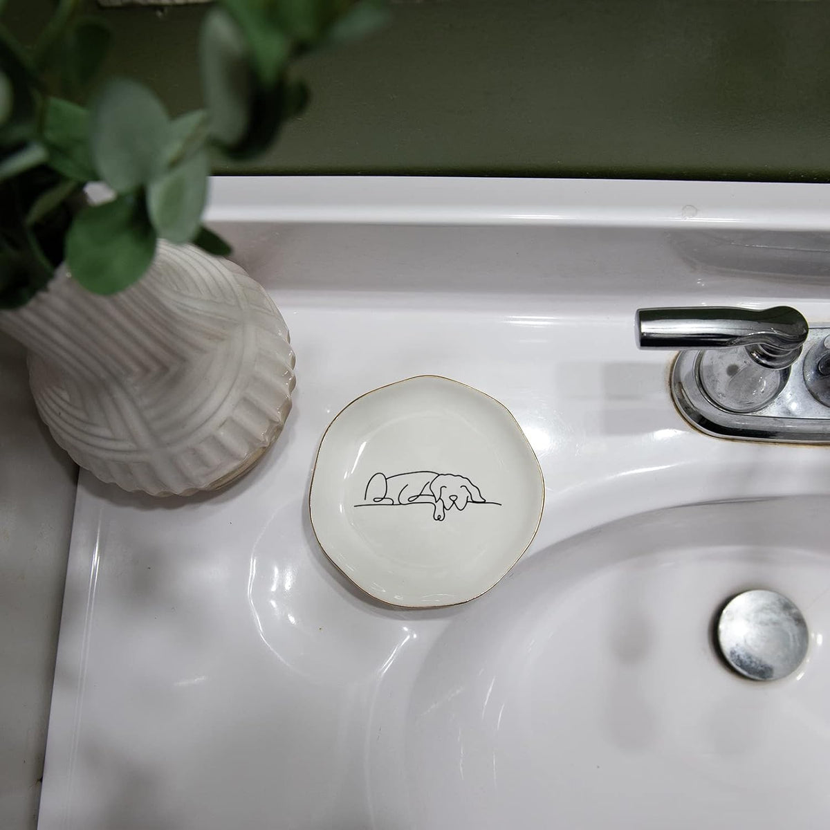 HOME SMILE Sleeping Dog Ring Dish Jewelry Tray, Christmas Gifts for Dog Mom, Ceramic White, 4"