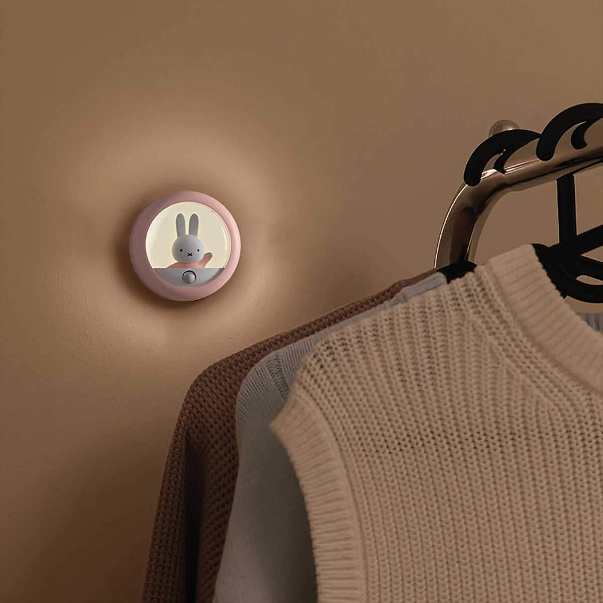 Miffy Motion Sensor Night Light (Pink)