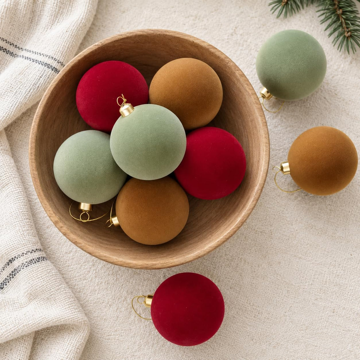 DN DECONATION 9Pcs Velvet Christmas Ball Set, Vintage Christmas Tree Decor