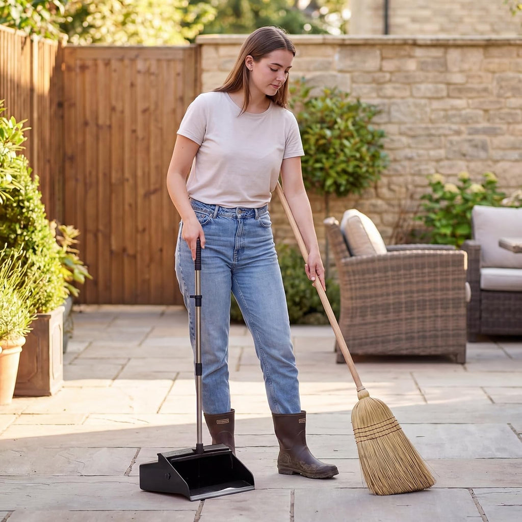 Didaey 1 Pcs Commercial Dustpan with Comb 38” Long Handle Upright Heavy Duty Dust Pan Outdoor Indoor for Courtyards Garages Lobby Mall Market Market Floors Office Pet Hair Rubbish Cleaning (Black)