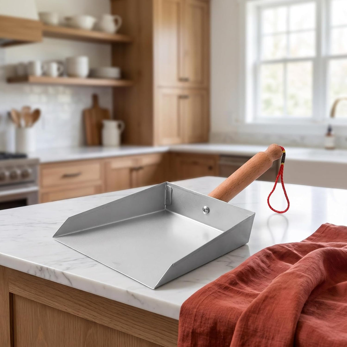 VOSAREA Mini Dustpan Stainless Steel Small Dustpan Portable Short Handle Compact Dust Pan for Workshop Table Desk Key Board
