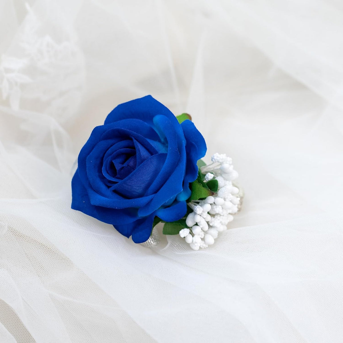 2Pcs Blue Rose Corsage and Boutonniere Set, Corsage Wristlet Band for Prom Suit Decorations, Artificial Boutonniere for Men Wedding Party Flower Accessories
