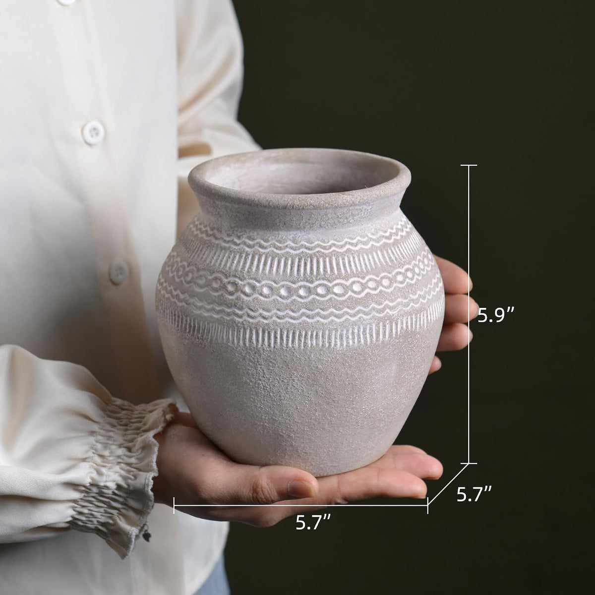 Quoowiit Ceramic Rustic Farmhouse Vase, Distressed Flower Vase for Home Decor, Boho Decorative Vases for Centerpiece Table Decorations, Vases for Living Room Kitchen Entryway Mantle Shelf Decor