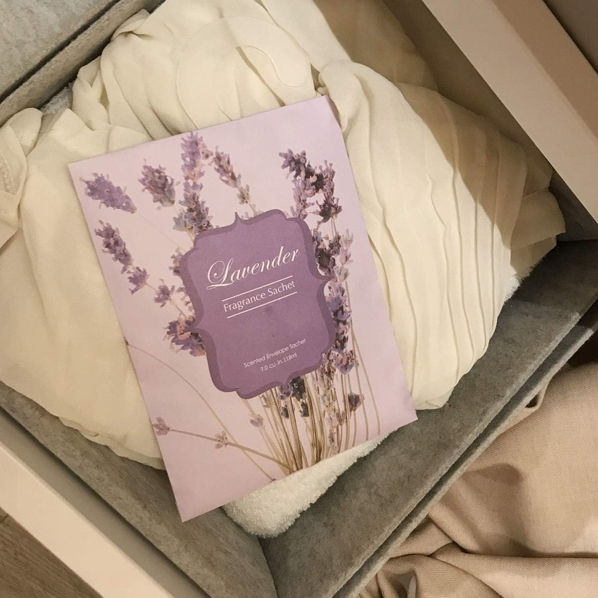 8 Large Packs Lavender Scented Sachets Bag for Drawer and Closet Odor Eliminator Home Fragrance Gift