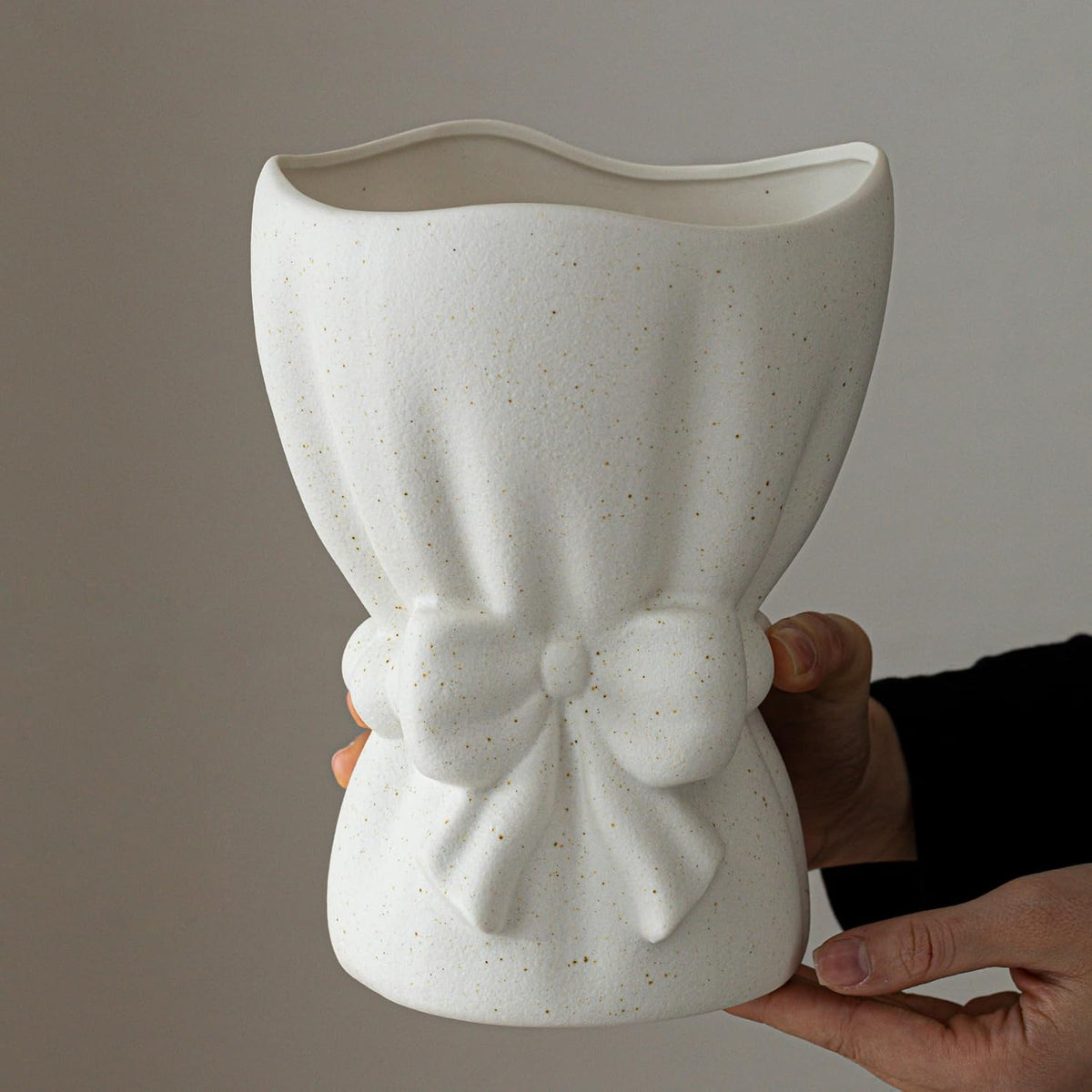 Lvases Bow Knot White Ceramic Decorative Flower Vase for Home Decor
