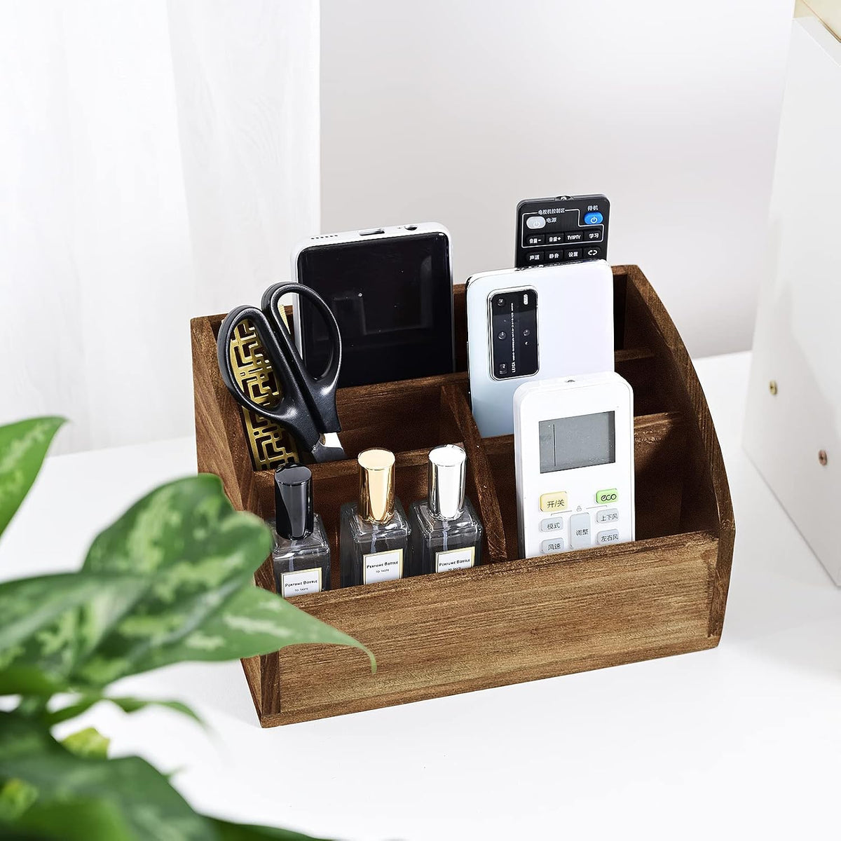 BONNY DODO Remote Control Holders Organizer Box for Table Small Solid Wooden Desk Farmhouse Home Decor Caddy Basket Store Tv Remote for Media Player,Pencil,Glassees&Office Supplies (Brown-M, M)