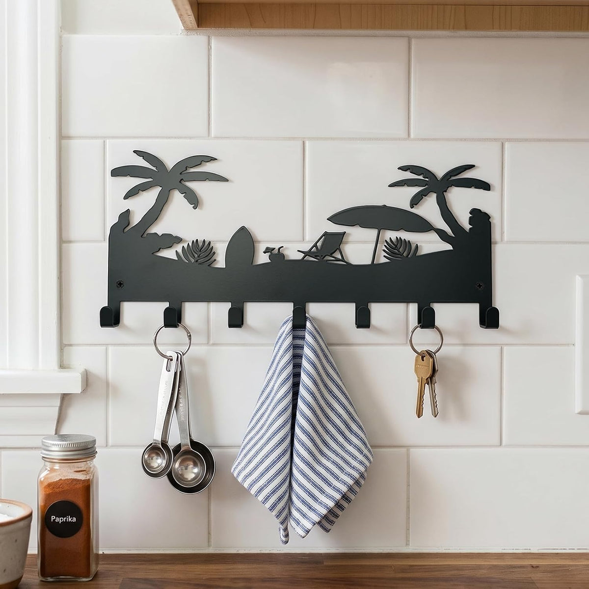 Coastal Metal Palm Tree Key Holder Wall Mount, Tropical Beach Key Hanger